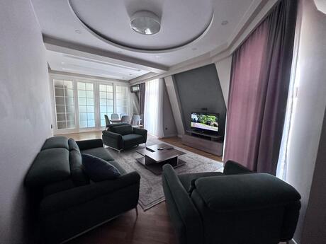 3 otaqlı yeni tikili - Ağ şəhər q. - 119 m²