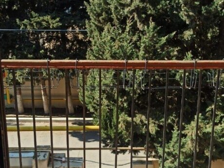 9 otaqlı həyət evi/bağ evi - Badamdar q. - 400 m²