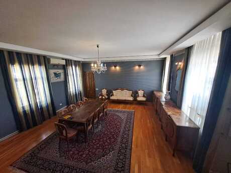 4 otaqlı köhnə tikili - Sahil m. - 160 m²