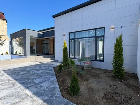 4 otaqlı həyət evi/bağ evi - Mərdəkan q. - 170 m²