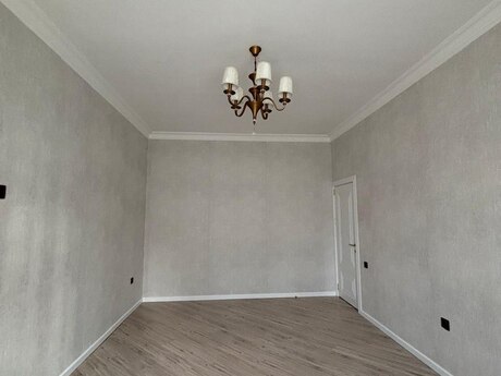 5 otaqlı mənzil, 192 m², İnşaatçılar: 425 000 ₼ 5