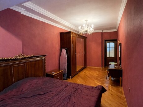 3 otaqlı yeni tikili - 28 May m. - 165 m²