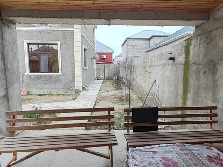 5 otaqlı həyət evi/bağ evi - Hövsan q. - 250 m²