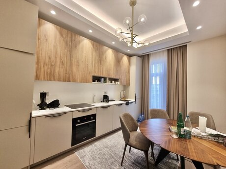 Ağ şəhərdə 3 otaqlı yeni tikili mənzil kirayə verilir, 110 m², 2 500 AZN/ay, şəkil 5 / 12