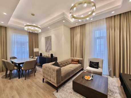 Ağ şəhərdə 3 otaqlı yeni tikili mənzil kirayə verilir, 110 m², 2 500 AZN/ay, şəkil 2 / 12