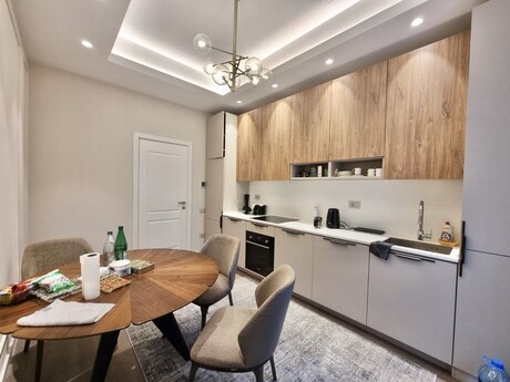 Ağ şəhərdə 3 otaqlı yeni tikili mənzil kirayə verilir, 110 m², 2 500 AZN/ay, şəkil 4 / 12
