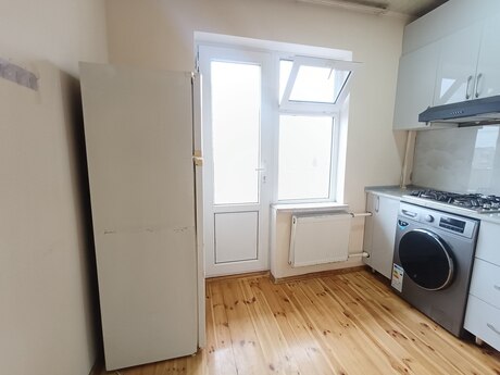 2 otaqlı köhnə tikili - Yeni Yasamal q. - 70 m²