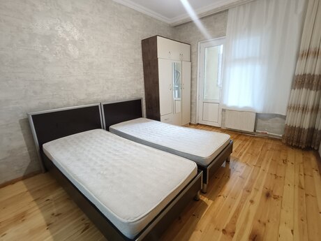 2 otaqlı köhnə tikili - Yeni Yasamal q. - 70 m²
