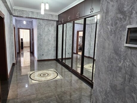 4 otaqlı yeni tikili - Şah İsmayıl Xətai m. - 177 m²