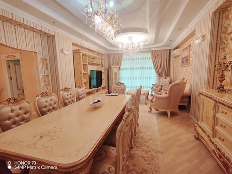 4 otaqlı yeni tikili - Nəsimi r. - 240 m²