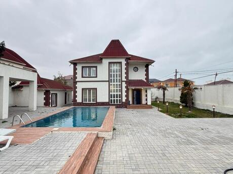 7 otaqlı həyət evi/bağ evi - Mərdəkan q. - 250 m²