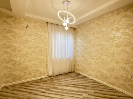 House with Garden, Villa For Sale