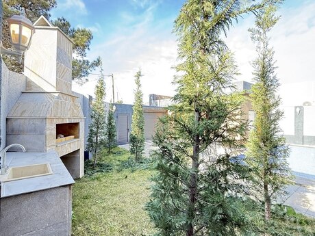 4 otaqlı həyət evi/bağ evi - Şüvəlan q. - 150 m²