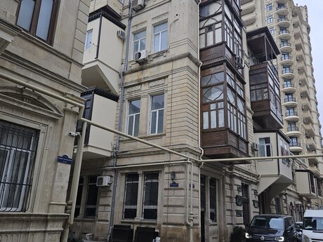 2 otaqlı köhnə tikili - Sahil m. - 80 m²