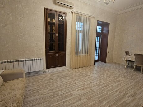 2 otaqlı köhnə tikili - Sahil m. - 80 m²