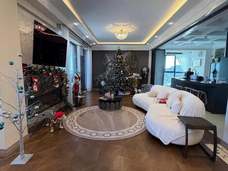 5 otaqlı yeni tikili - Bayıl q. - 321 m²