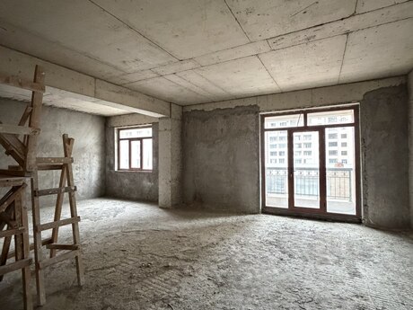 5 otaqlı yeni tikili - Şah İsmayıl Xətai m. - 326 m²