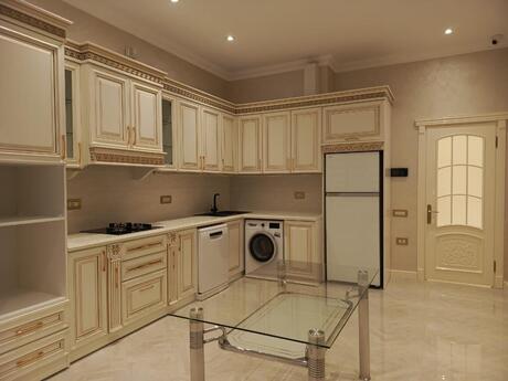 Kirayə 3 otaqlı mənzil, 160 m², Nərimanov: 2 000 ₼/ay 5