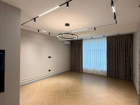 4 otaqlı yeni tikili - 28 May m. - 118 m²