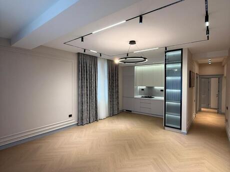 4 otaqlı yeni tikili - 28 May m. - 118 m²