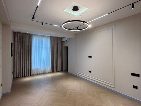 3-комнатная квартира, 85 м², 28 May: 395 000 ₼ 3