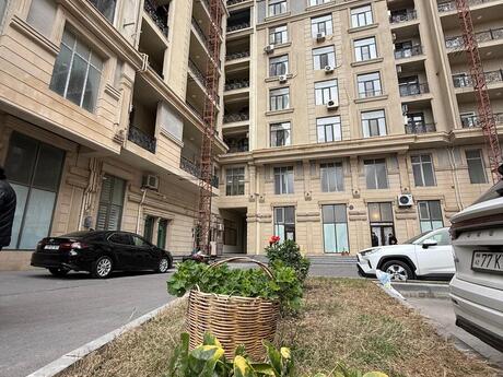 3 otaqlı mənzil, 135 m², Gənclik: 538 000 ₼ 3