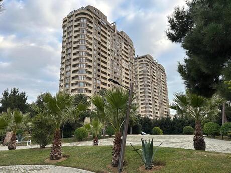 4 otaqlı yeni tikili - Şah İsmayıl Xətai m. - 214 m²