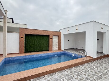 4 otaqlı həyət evi/bağ evi - Şüvəlan q. - 150 m²