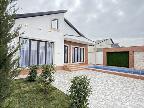 4 otaqlı həyət evi/bağ evi - Şüvəlan q. - 150 m²