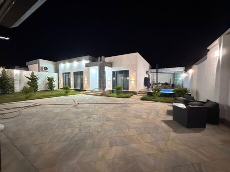 4 otaqlı həyət evi/bağ evi - Mərdəkan q. - 200 m²