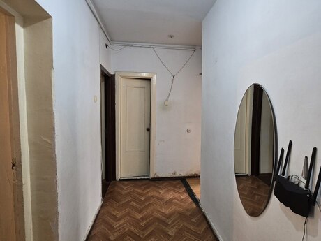 3 otaqlı köhnə tikili - Həzi Aslanov m. - 65 m²