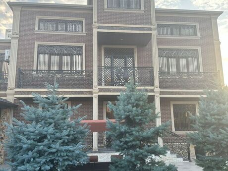 6 otaqlı həyət evi/bağ evi - Yeni Günəşli q. - 600 m²