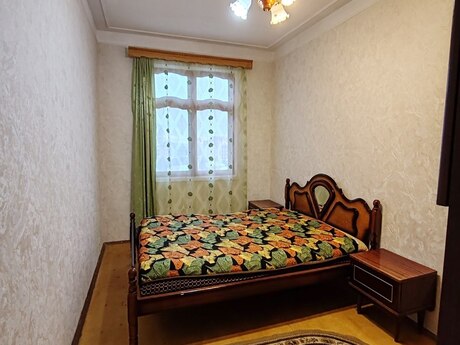 2 otaqlı köhnə tikili - Memar Əcəmi m. - 55 m²