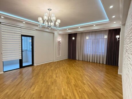 Elan №5841466 - Bakı, 8-ci mikrorayon q., 3 otaqlı, 155 m², 3/17 mərtəbə