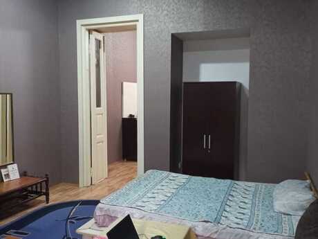 2-комнатная квартира, 60 м², İçəri Şəhər: 200 000 ₼ 5