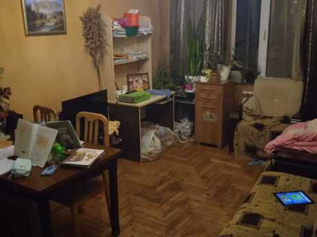 3 otaqlı köhnə tikili - 28 May m. - 85 m²