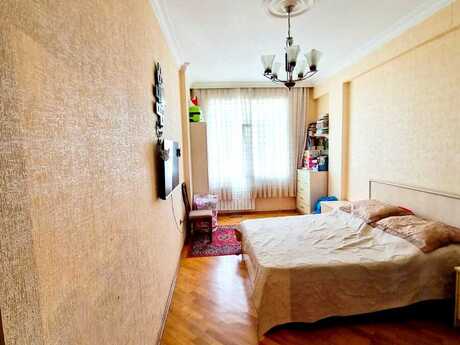 2-комнатная квартира, 63 м², 8 Noyabr: 187 000 ₼ 5