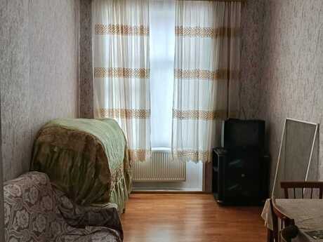 3 otaqlı köhnə tikili - Sumqayıt - 72 m²