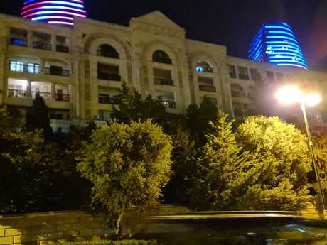 4 otaqlı köhnə tikili - İçəri Şəhər m. - 120 m²