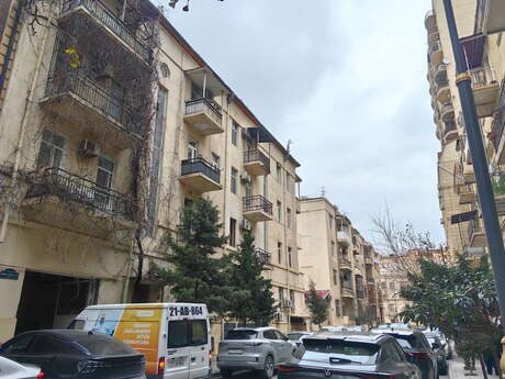 2-комн. вторичка - м. Ичеришехер - 55 м²