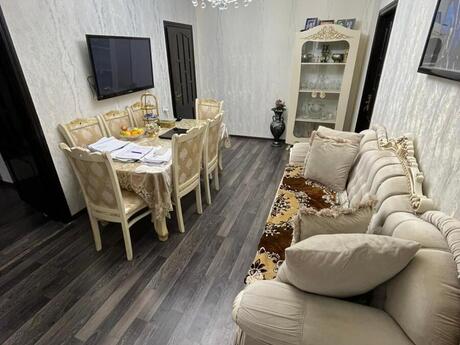 3 otaqlı köhnə tikili - Bülbülə q. - 60 m²