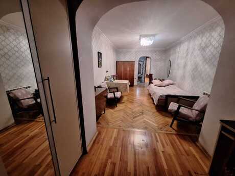 2 otaqlı köhnə tikili - Nizami m. - 55 m²