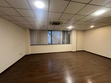 4-комн. офис - м. Нариман Нариманов - 180 м²