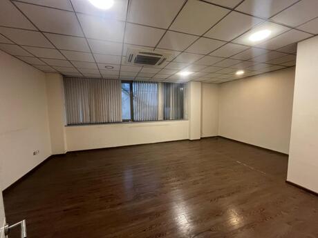 4-комн. офис - м. Нариман Нариманов - 180 м²