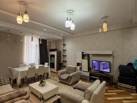 3 otaqlı yeni tikili - Şah İsmayıl Xətai m. - 130 m²