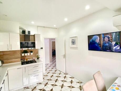 3 otaqlı yeni tikili - Bayıl q. - 150 m²