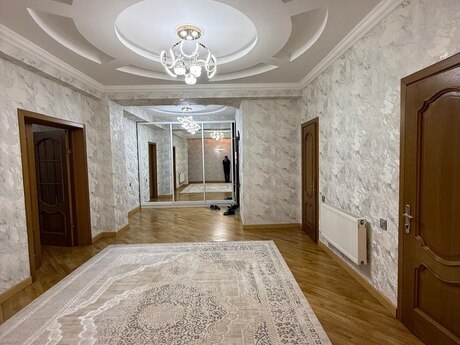 3 otaqlı yeni tikili - 8-ci mikrorayon q. - 156 m²