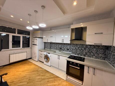 3-комн. новостройка - м. Иншаатчылар - 120 м²