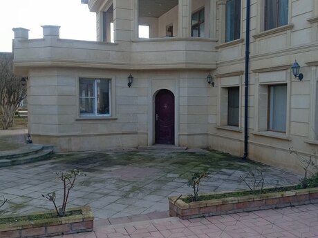 8 otaqlı həyət evi, 500 m², Novxanı: 380 000 ₼ 4