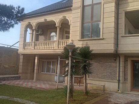 8 otaqlı həyət evi, 500 m², Novxanı: 380 000 ₼ 3